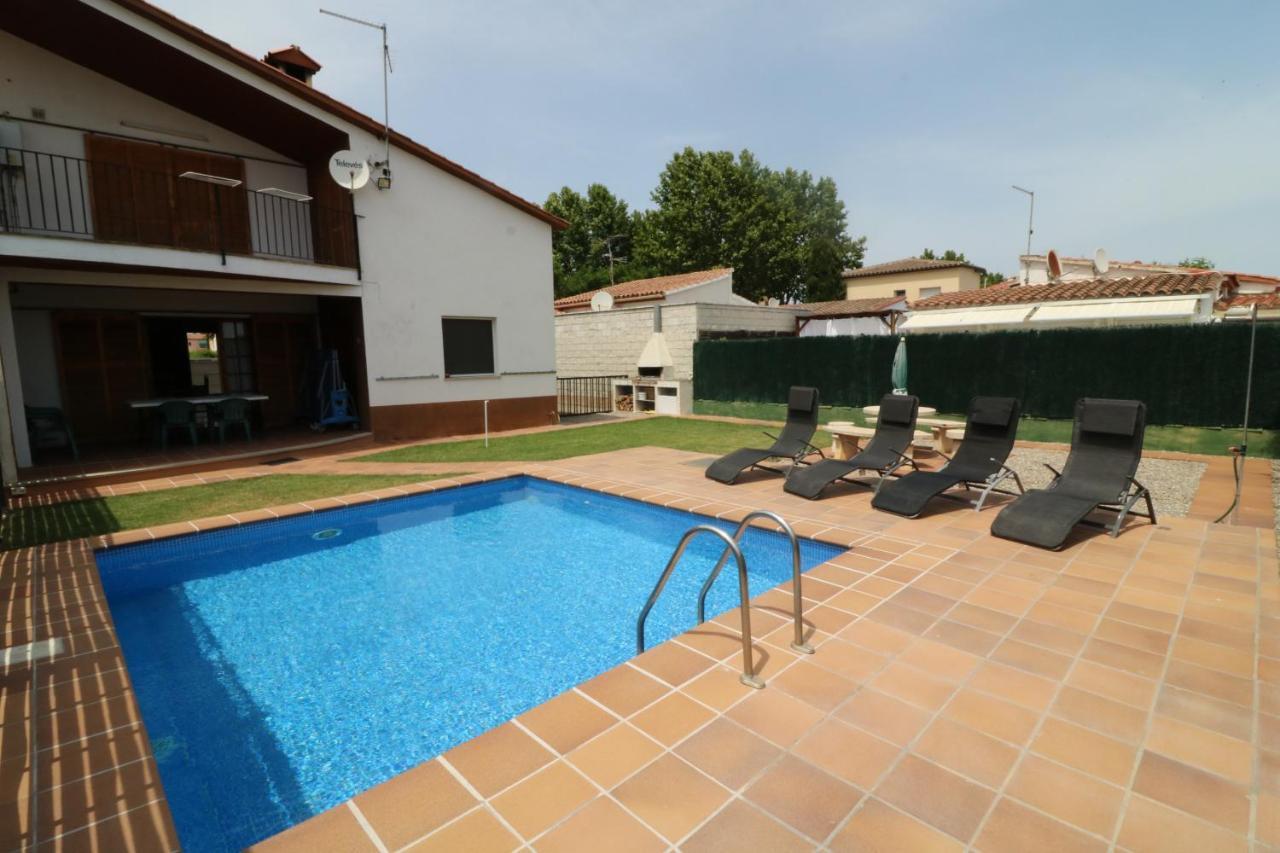 Peni 168A - Belle Maison Avec Piscine Empuriabrava Dış mekan fotoğraf